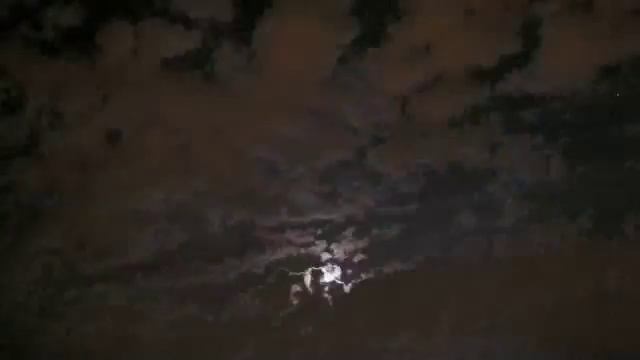 Full Moon I смотреть онлайн