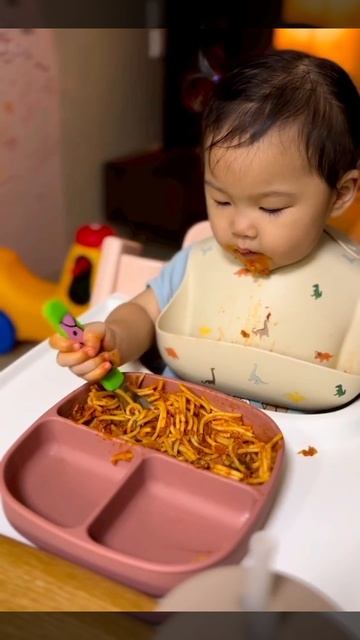 I Can Finish Food My Own. #noodle's #babydietchart