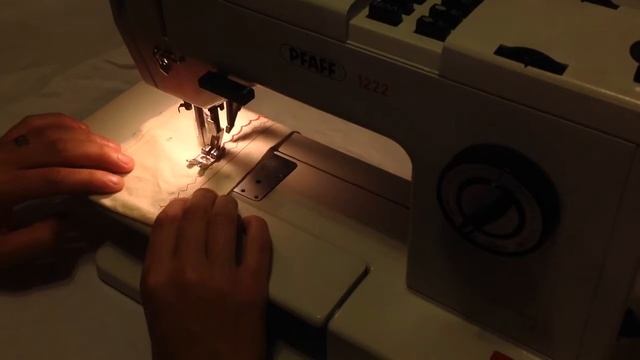 Pfaff 1222 Electronic Sewing Machine Test Sew Demonstration смотреть онлайн