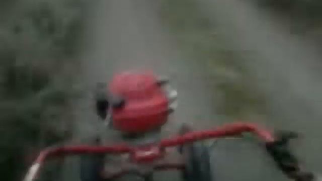 Rotációs kapa & robogó RACE смотреть онлайн