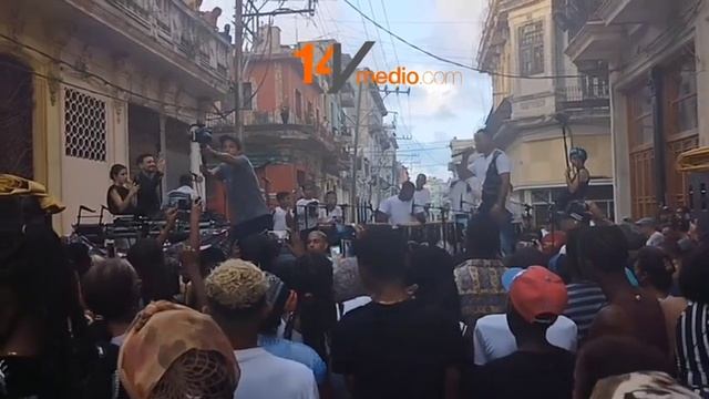 Un hotel de dueño desconocido y tarifas de hasta 1.000 dólares la noche abre en Centro Habana смотреть онлайн
