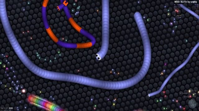 САМЫЙ БОЛЬШОЙ ЧЕРВЬ ЧИТЕР В SLITHER IO смотреть онлайн