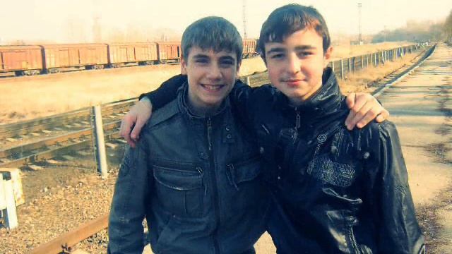 ДРУЗЬЯ-ЭТО ЧУТЬ ЛИ НЕ САМОЕ ДОРОГОЕ ЧТО У НАС ЕСТЬ! смотреть онлайн