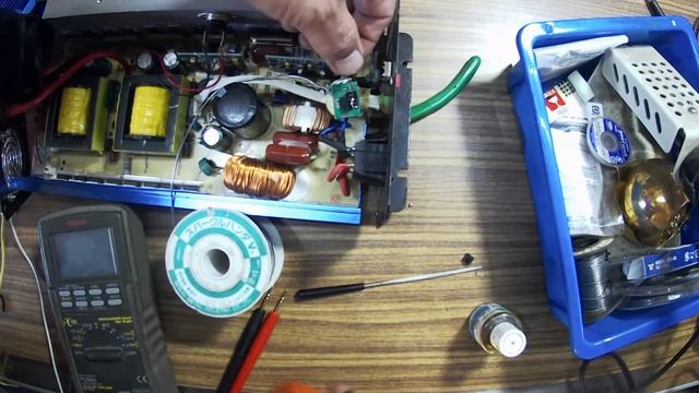 【正弦波インバーター】2000W 修理 依頼