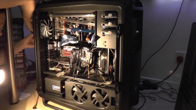 Cooler Master Cosmos II Water Cooling Radiator Installation смотреть онлайн