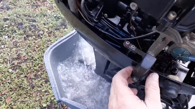 1984 Mercury 9.8 HP Outboard смотреть онлайн