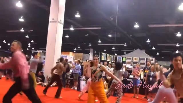 D23 EXPO 2019 PARADE смотреть онлайн