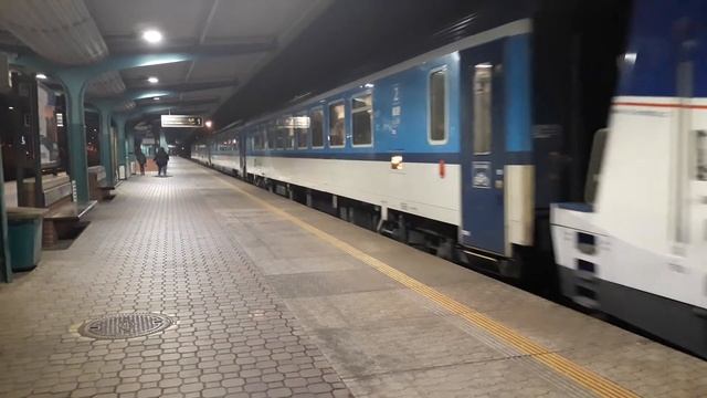 380 017-4 "Kometa" na Ex 121 Valašský Express смотреть онлайн