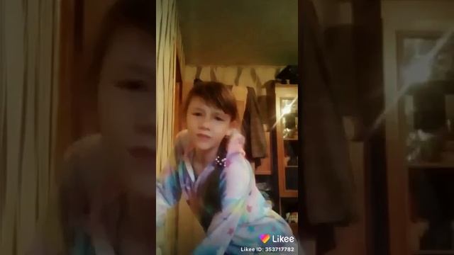 Старые и новые видео из лайка(16) смотреть онлайн
