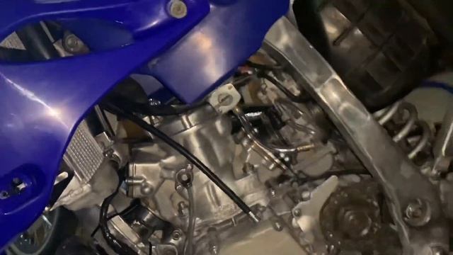 2005 YZ250 RESTORATION / TEST RIDE смотреть онлайн