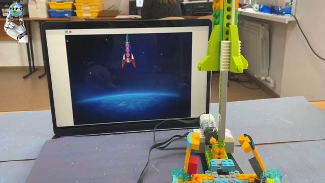 Космодром Lego Wedo & scratch смотреть онлайн