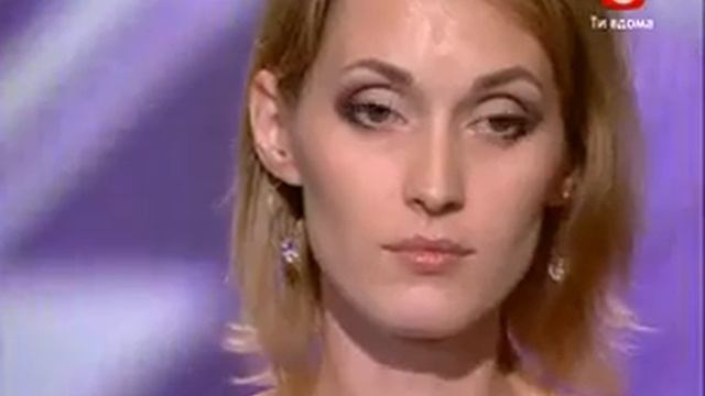 Девушка красиво поет в живую смотреть онлайн
