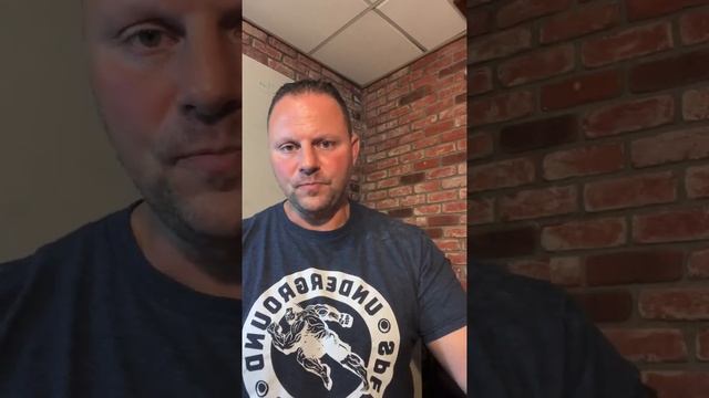 QnA: Cutting Weight for Wrestlers, PT Test for Law Enforcement, Culture Mistakes in HS Weight Room смотреть онлайн