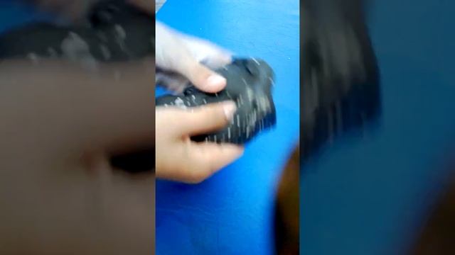 Делаем слайм из лёгкого пластилина смотреть онлайн