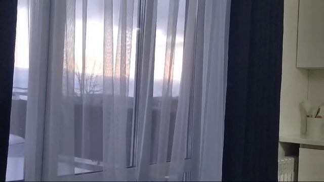 Утром всё как у людей/ Умяла целую скумбрию/ смотреть онлайн