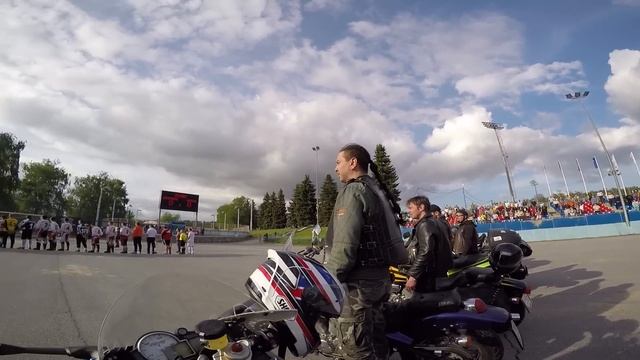 Мотобол в Видном или, как проехался в колонне настоящих аутло на чопперах смотреть онлайн