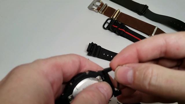 How to replace strap band on Casio GShock Watch GWM5610 using JaysAndKays Metal Adapters смотреть онлайн