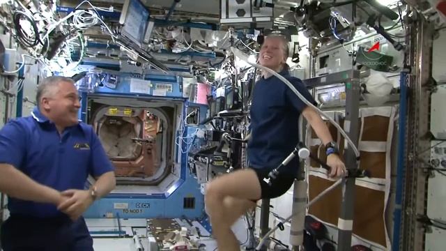 Экскурсия по МКС смотреть онлайн