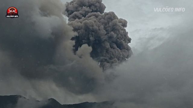 Indonésia Vive Um Inferno Vulcânico Com 120 Vulcões Ativos, E Um Desses Vulcões é O Mais Temido