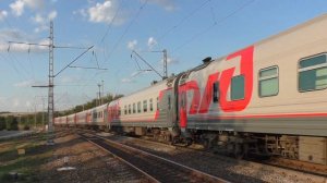 ЭП20-007 с поездом «Тихий Дон» №019С Ростов-на-Дону — Москва следует по станции Тарасовка