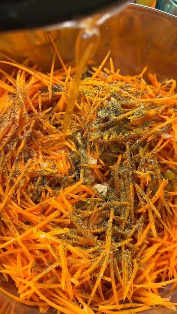 🥕Очень простой рецепт моркови по-корейски#рецепт#салат#морковьпокорейски#готовимдома#вкусноипросто смотреть онлайн
