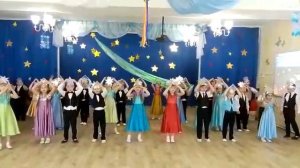 Логоритмическое упражнение "Будем космонавтами"