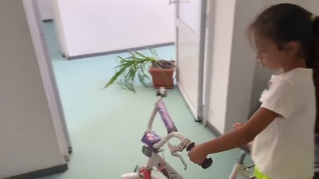 ВЛОГ В МАГАЗИНЕ КОПЕЙКА ОБМАНЫВАЮТ 😡 НасФиДин Life 15.09.2020 смотреть онлайн
