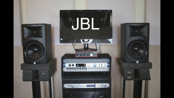 JBL LSR308 vs iloud Micro Monitors Sound Test Comparison Speaker Shootout!