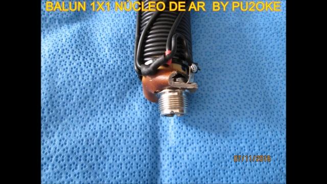BALUN 1X1 NUCLEO DE AR BY PU2OKE смотреть онлайн