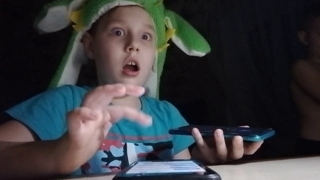 нам позвонила Алиса в 3:00 ночи смотреть онлайн