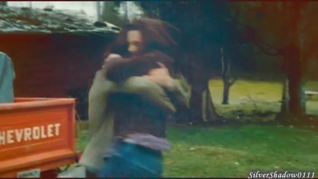 New Moon - Hello смотреть онлайн