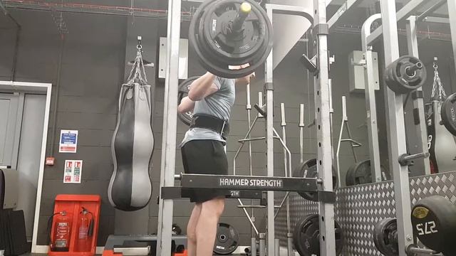 Squat 6 Jul 2019 130 kg x 3 RPE 9.5 смотреть онлайн