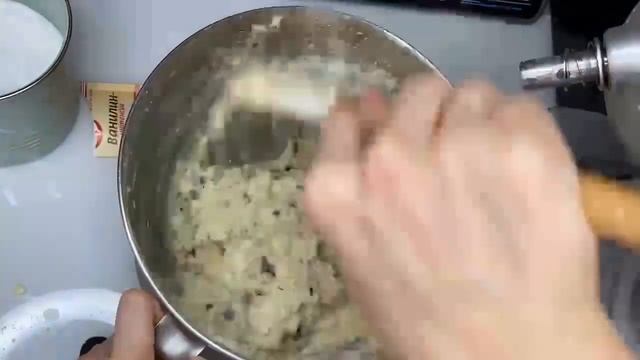 Пеку куличи смотреть онлайн