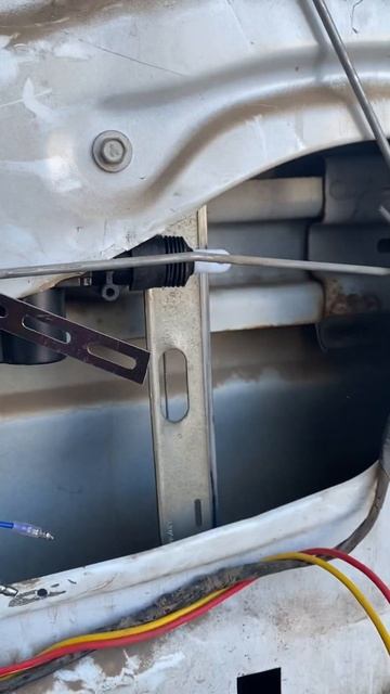 Cómo instalar el cierre centralizado universal смотреть онлайн