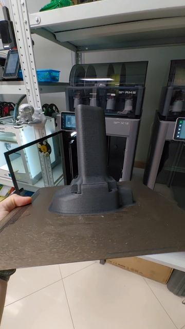 Bambulab X1E в работе 🏋️♂️ смотреть онлайн