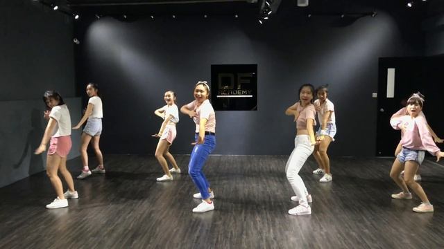 ASHTAG in Palette (IU) & Atlantis Princess (BoA) смотреть онлайн