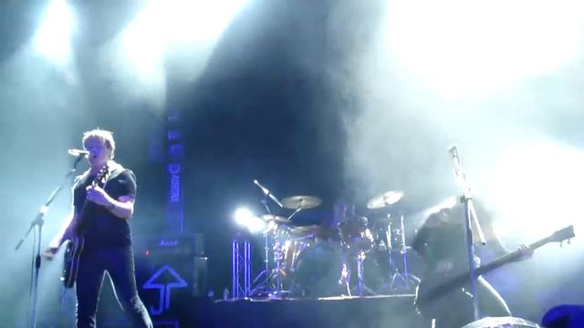 Sick Puppies -- Pitiful (Live at Saint-Petersburg "Avrora" 07.04.2014) смотреть онлайн