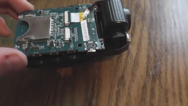Ремонт видеорегистратора и замена аккумулятора в регистраторе на батарею от мобильника смотреть онлайн