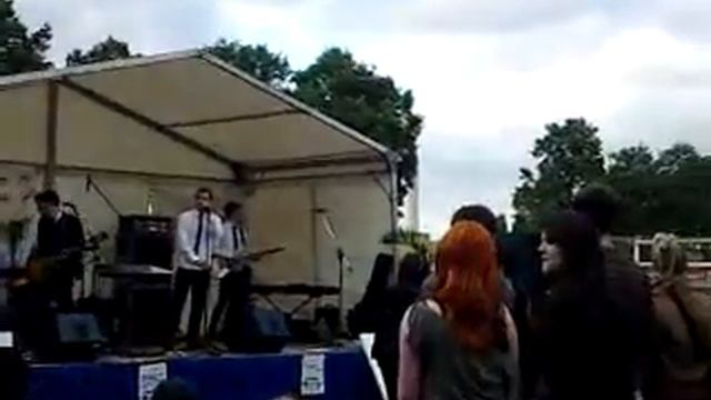 The Toulouse- Spit on the bar.MP4 смотреть онлайн