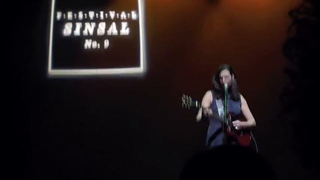 Laetitia Sadier Live in Santiago de Compostela смотреть онлайн