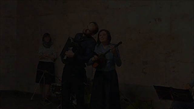 Музыка в метро.Дорога Домой смотреть онлайн