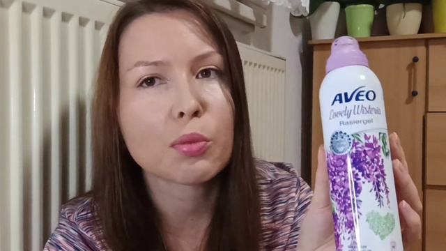 Пусті баночки/зміцнюю волосся й посміхаюсь 😁