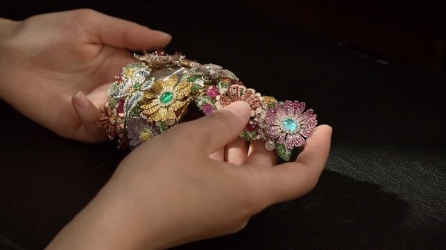 The Giardino Dell’Eden Tourbillon Watch | Bulgari High End Watch смотреть онлайн