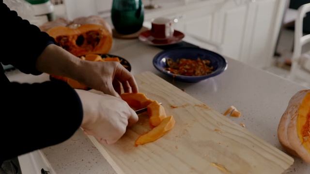 СУБТИТРЫ) Прожить день по-новому. Лечебная тыква. ASMR смотреть онлайн