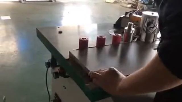 Кромкооблицовочный станок FORMIGO R350