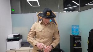 Стали ПОЛИЦЕЙСКИМИ в МИРЕ МОНСТРОВ на 24 Часа!