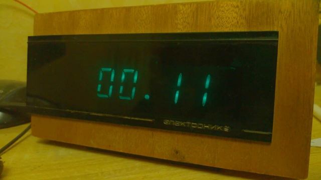 Soviet VFD Clock "Elektronika" смотреть онлайн