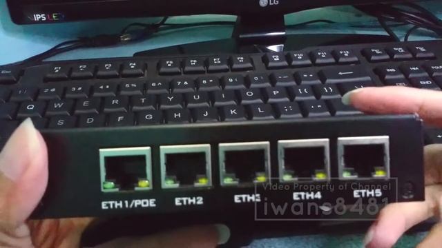 Unboxing Quick Review Mikrotik Routerboard RB450G Untuk Networking Management смотреть онлайн