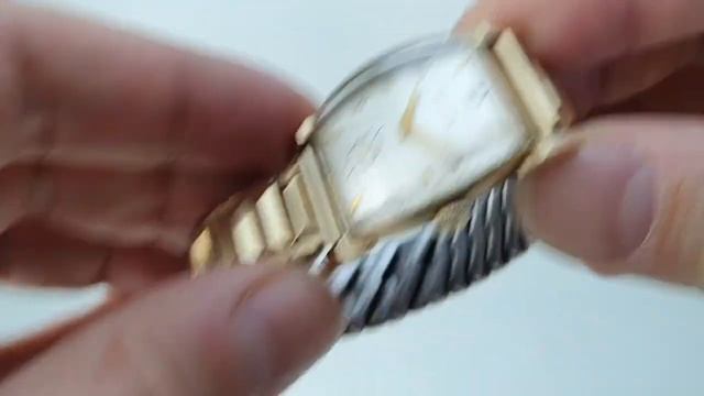 1952 Bulova Senator men's vintage watch with horned lugs. смотреть онлайн