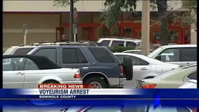 Report: Man With Shoe Camera Photographed Up Skirt смотреть онлайн